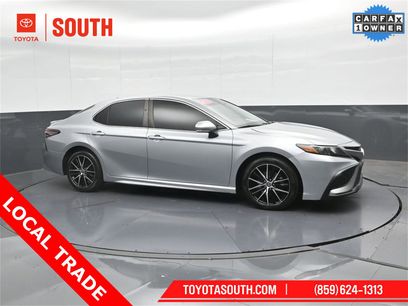 Used 2022 Toyota Camry SE w/ Carpet Mat Package (TMS)