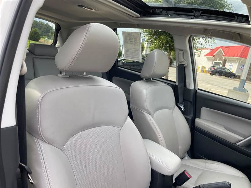Used 2015 Subaru Forester 2.5i Touring w/ Eyesight & Navigation System AWD/4WD image 74