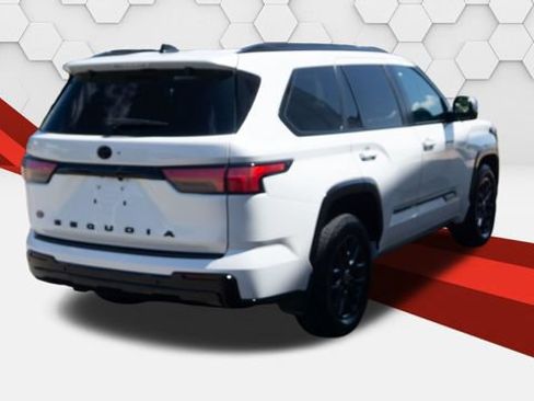 Used 2024 Toyota Sequoia Platinum AWD/4WD image 6