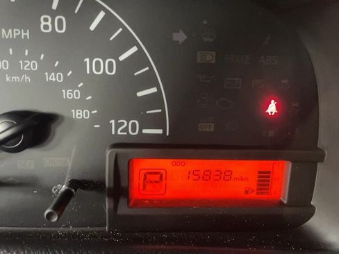 Used 2021 Nissan NV200 S FWD image 14