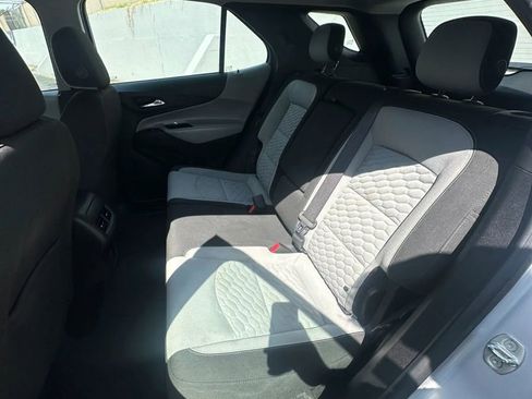 Used 2018 Chevrolet Equinox LS image 10