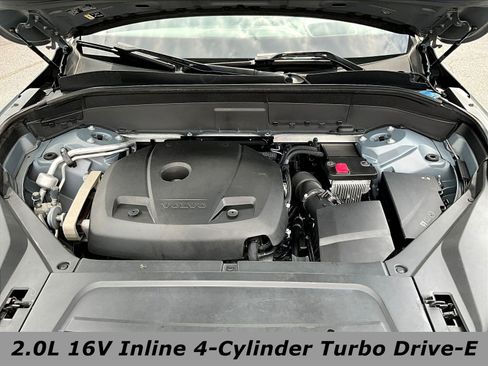 Used 2020 Volvo XC90 T5 Momentum FWD image 30
