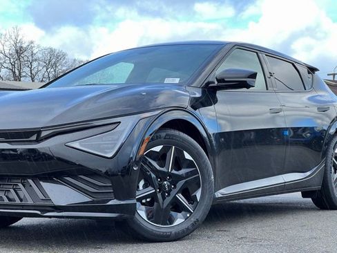 New 2025 Kia EV6 GT-Line RWD image 2