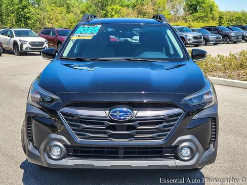 Certified 2025 Subaru Outback Premium AWD/4WD image 4