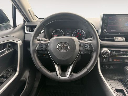 Used 2021 Toyota RAV4 XLE Premium AWD/4WD image 13