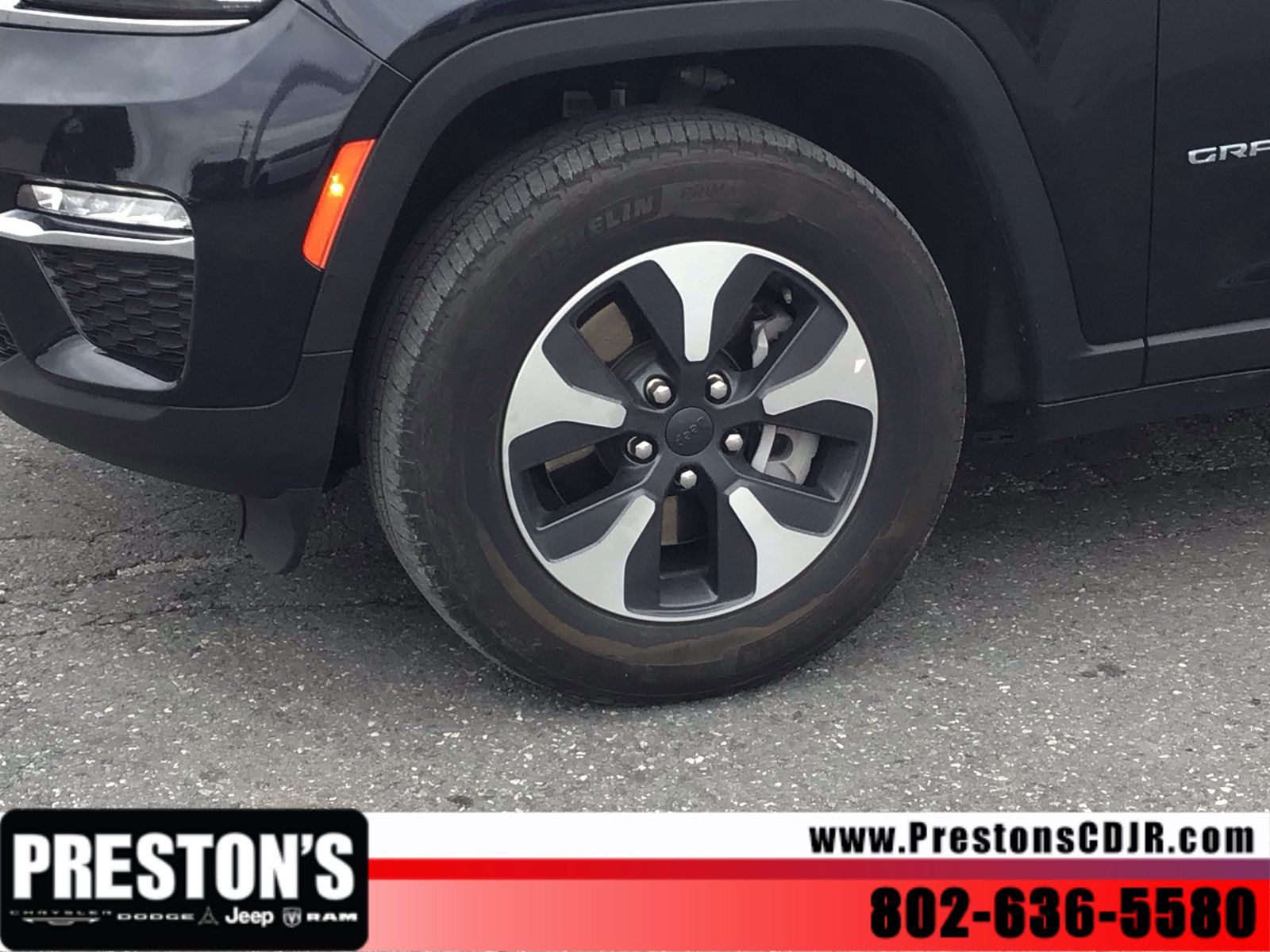 Used 2024 Jeep Grand Cherokee Limited 4xe AWD/4WD image 10