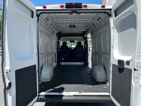 Used 2023 RAM ProMaster 3500 w/ Driver Convenience Group FWD image 31