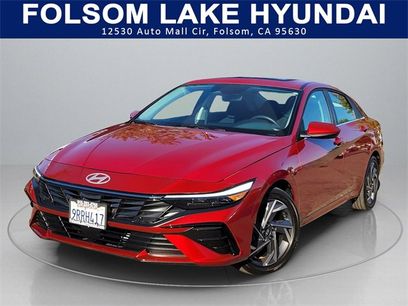 Certified 2025 Hyundai Elantra SEL