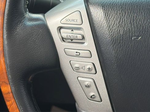Used 2015 INFINITI QX80 4WD w/ Deluxe Technology Package image 38