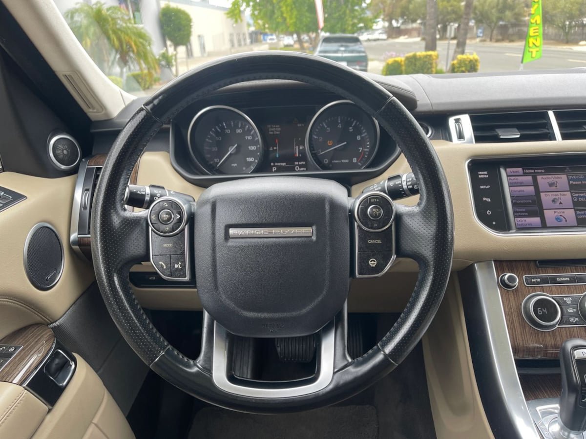 Used 2014 Land Rover Range Rover Sport HSE AWD/4WD image 11
