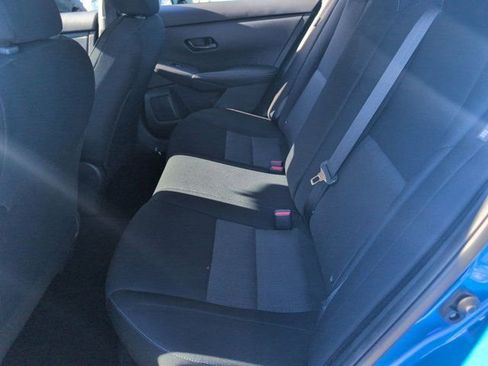 Used 2025 Nissan Sentra SV FWD image 27