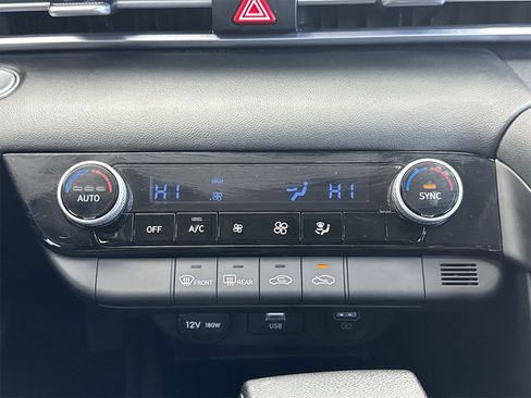 Used 2023 Hyundai Elantra SEL image 27