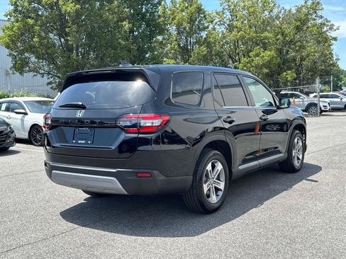 Certified 2025 Honda Pilot EX-L image 4