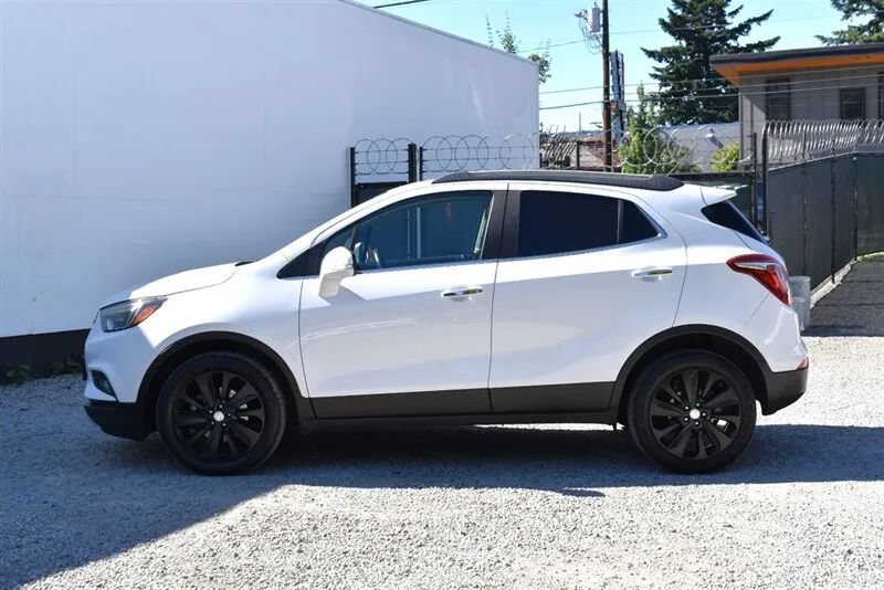 Used 2020 Buick Encore Essence FWD image 9