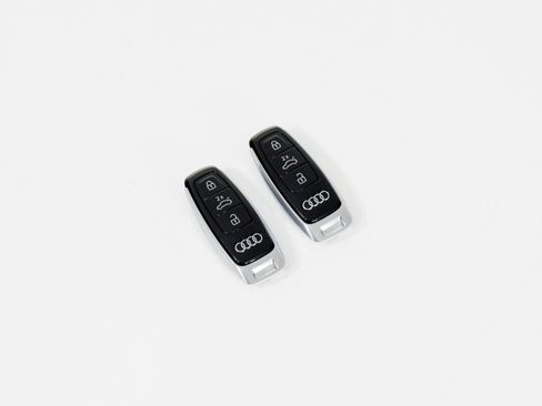 Used 2025 Audi RS Q8 performance AWD/4WD image 94