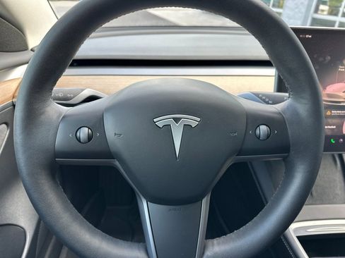 Used 2023 Tesla Model 3 Standard Range RWD image 21