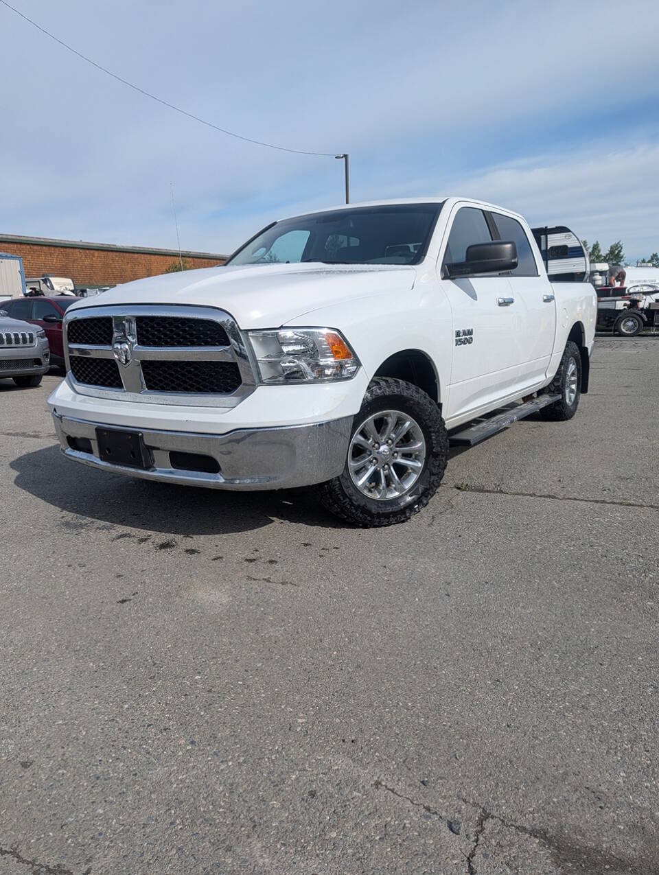 Used 2013 RAM 1500 Classic SLT w/ Premium Display Pkg AWD/4WD image 2