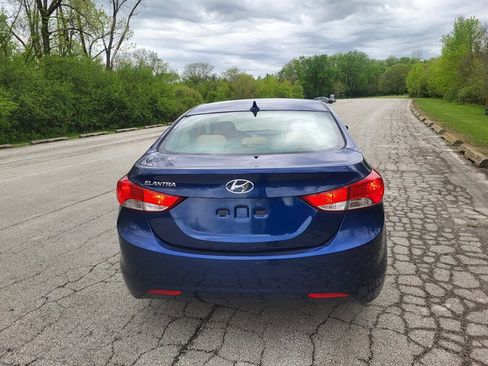 Used 2013 Hyundai Elantra GLS w/ Preferred Pkg FWD image 5