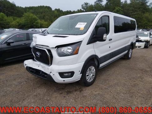 Used 2025 Ford Transit 350 XLT RWD image 4