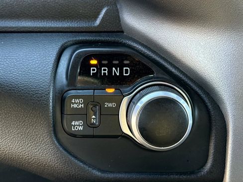 Used 2024 RAM 2500 Big Horn image 29