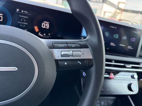 Used 2025 Hyundai Tucson SEL image 16