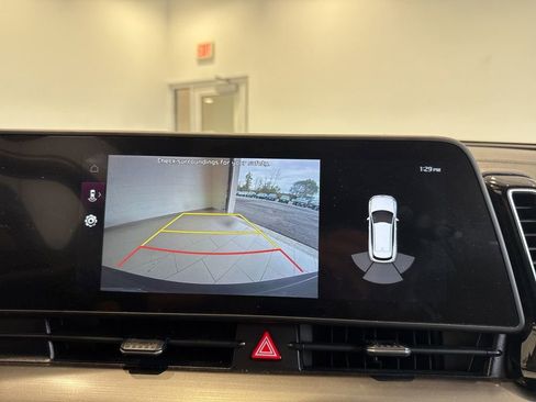 Used 2023 Kia Sportage EX image 23