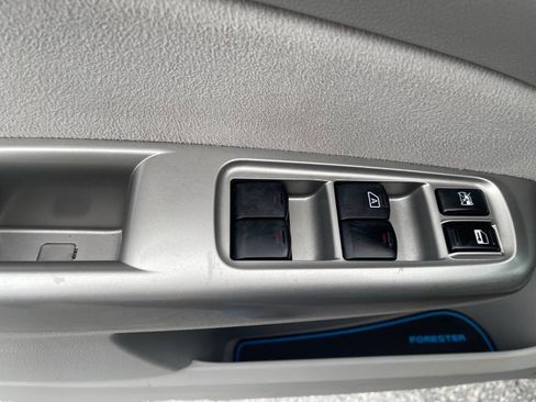 Used 2010 Subaru Forester 2.5XT Limited image 14