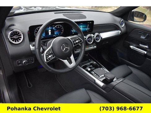 Used 2023 Mercedes-Benz GLB 250 250 4MATIC image 31
