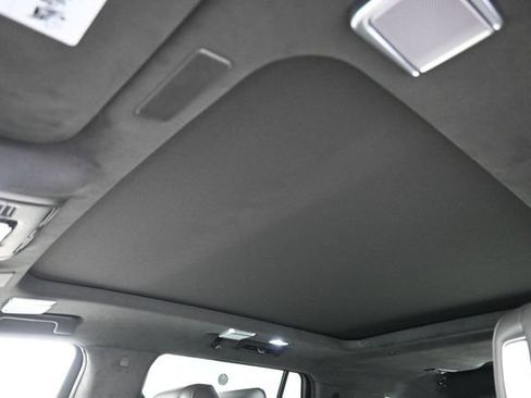 Used 2025 Cadillac Escalade Sport Platinum AWD/4WD image 22
