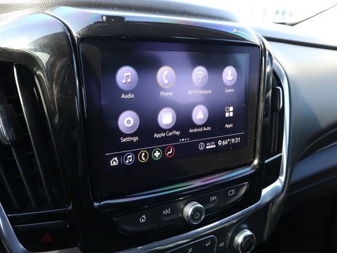 Used 2020 Chevrolet Traverse LT FWD image 22