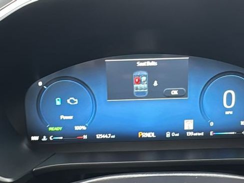 Certified 2024 Ford Escape SE w/ PHEV Premium Package image 19