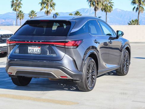 Used 2025 Lexus RX 350h image 7