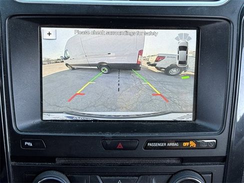 Used 2017 Ford Explorer XLT w/ Equipment Group 202A image 18