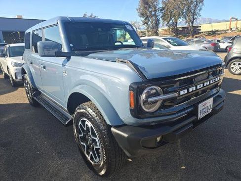 Used 2025 Ford Bronco Outer Banks image 1