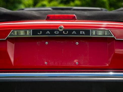 Used 1990 Jaguar XJS V12 Convertible RWD image 33