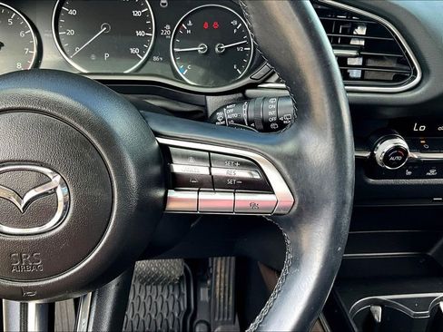 Used 2021 MAZDA CX-30 FWD 2.5 S w/ Premium Package image 12