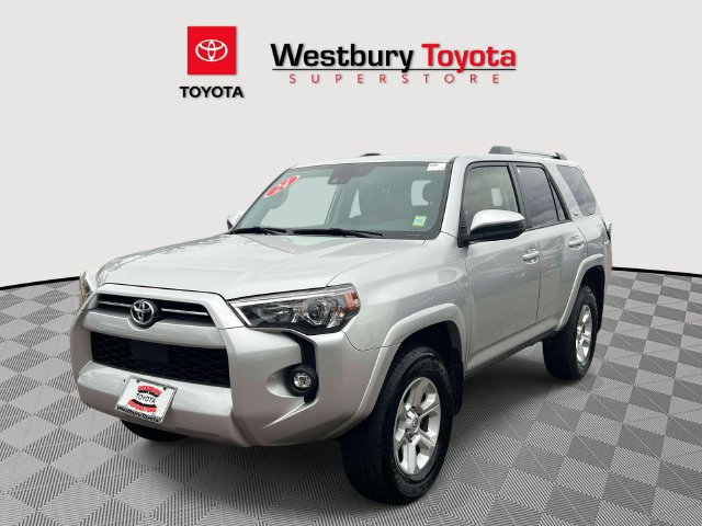 Certified 2024 Toyota 4Runner SR5 AWD/4WD image 3