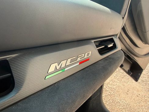 Used 2022 Maserati MC20 Coupe RWD image 30