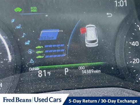 Used 2025 Toyota Sienna XLE w/ XLE Plus Package AWD/4WD image 13