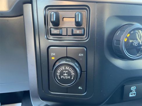 Used 2023 Ford F150 XLT w/ Trailer Tow Package image 24