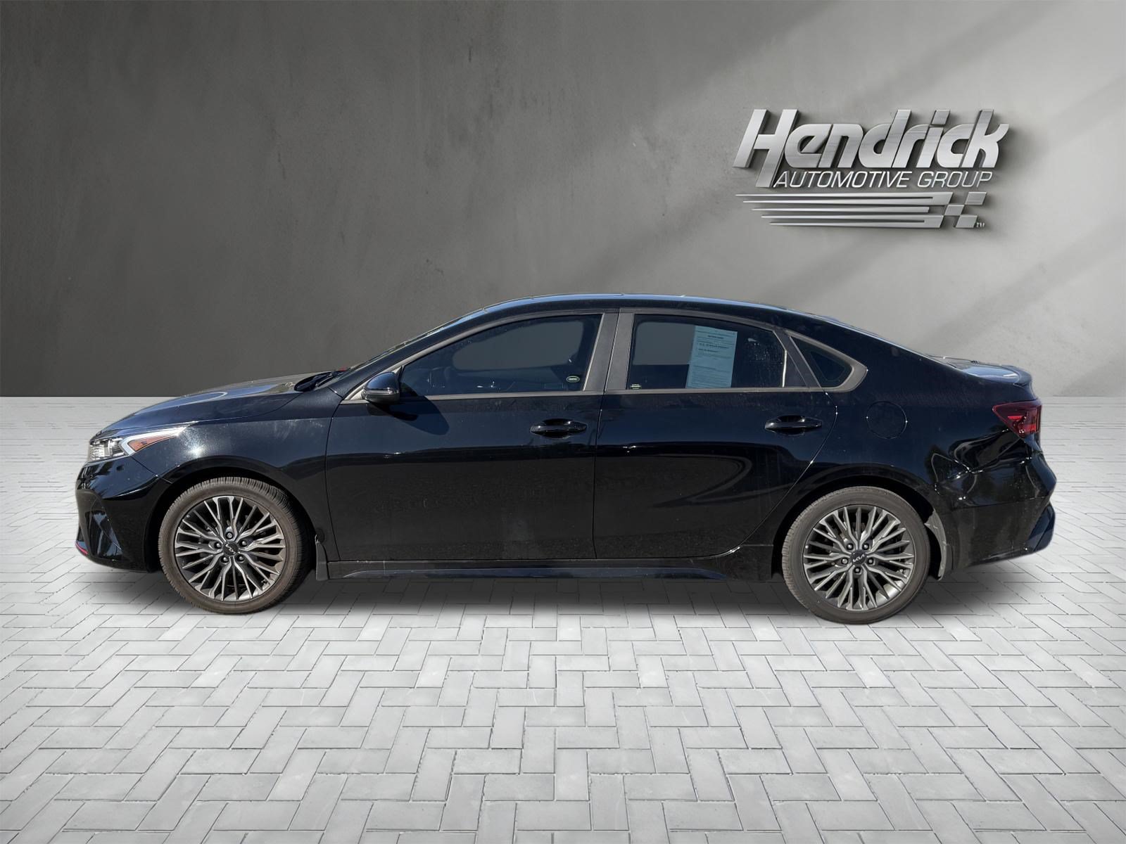 Used 2023 Kia Forte GT-Line w/ GT-Line Premium Package FWD image 6