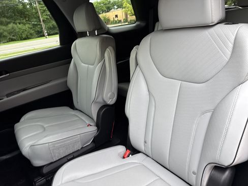 Certified 2025 Hyundai Palisade SEL AWD/4WD image 13