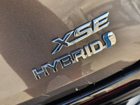 Certified 2022 Toyota Sienna XSE FWD image 12