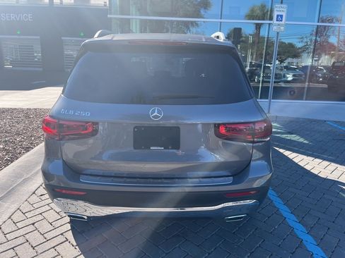 Certified 2022 Mercedes-Benz GLB 250 image 7