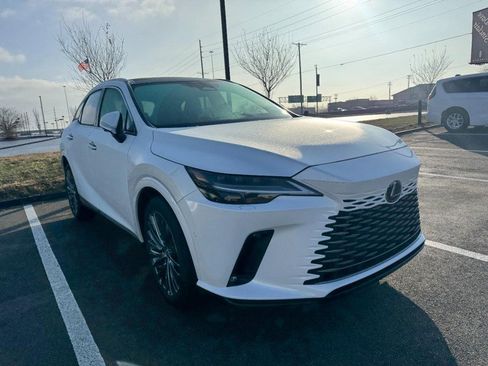 Used 2024 Lexus RX 350 w/ Convenience Package image 3