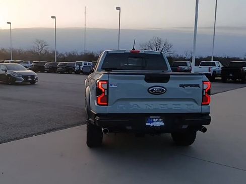 Used 2024 Ford Ranger Raptor image 7