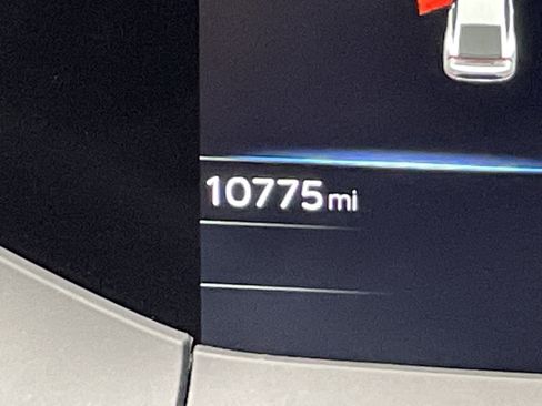 Certified 2024 Toyota Prius XLE image 21