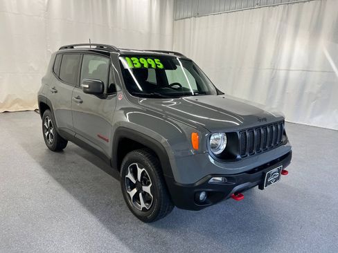 Used 2020 Jeep Renegade Trailhawk w/ Cold Weather Group AWD/4WD image 3