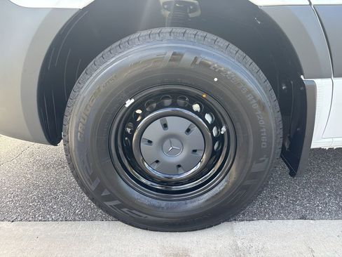 New 2026 Mercedes-Benz Sprinter 2500 image 12