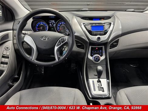 Used 2012 Hyundai Elantra GLS image 12